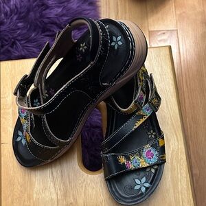 Spring Step Black Floral Sandals